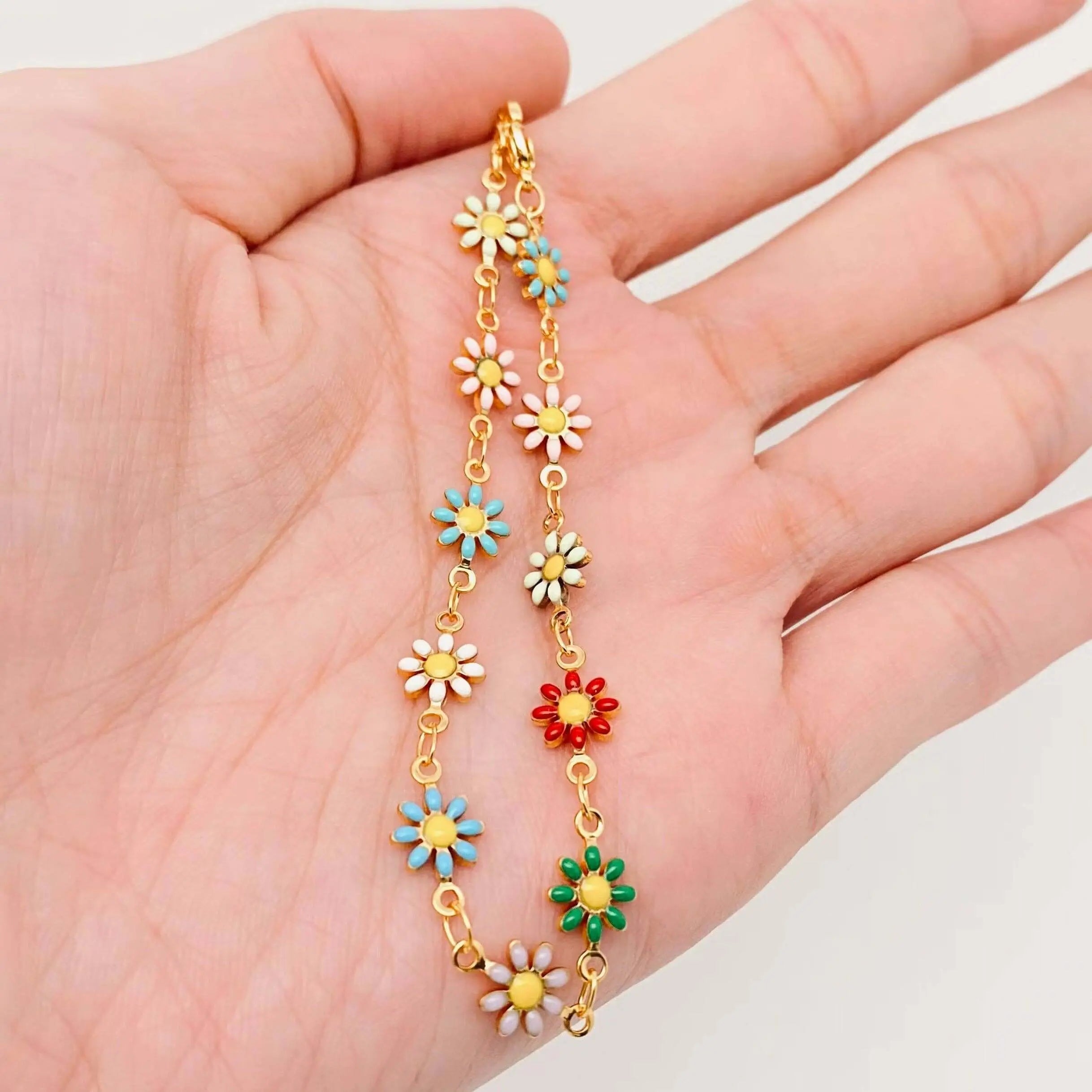 Enamel Flower Chain Bracelet Mio Queena