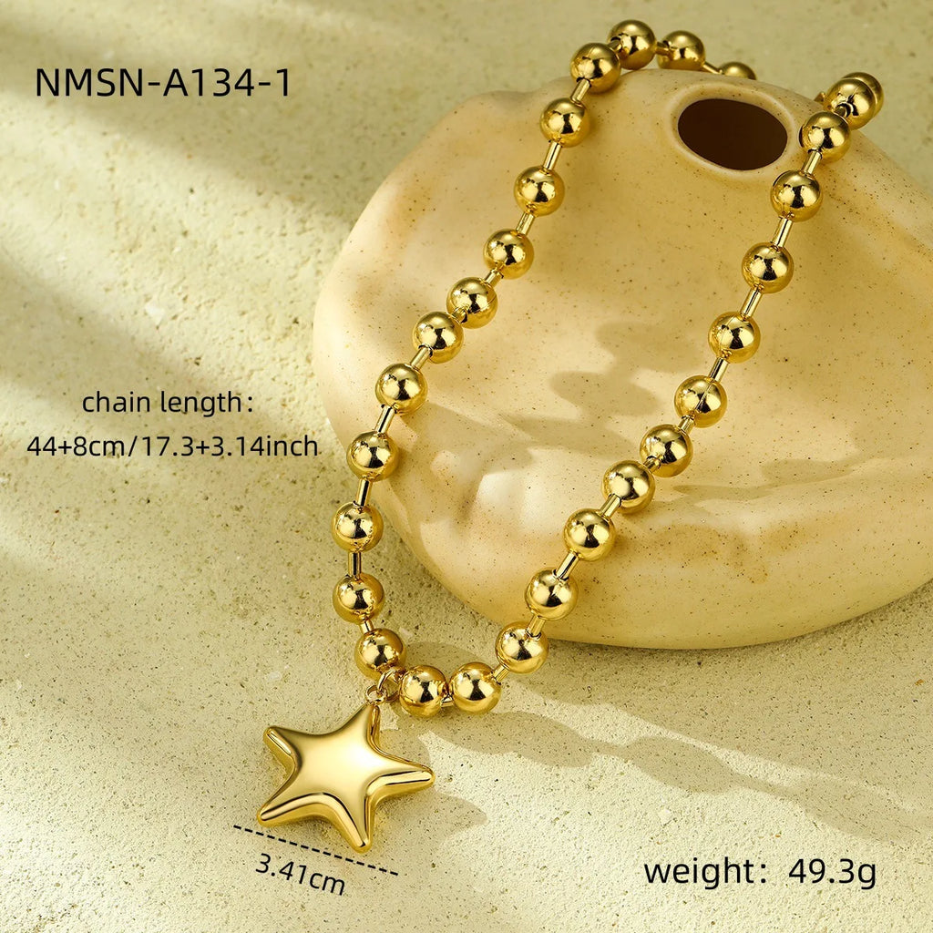 Exaggerated Atmosphere, Personality, Fashion, Big Five-pointed Star Love, Stainless Steel Necklace, New Popular and Non-fading Eternal Bloom Co