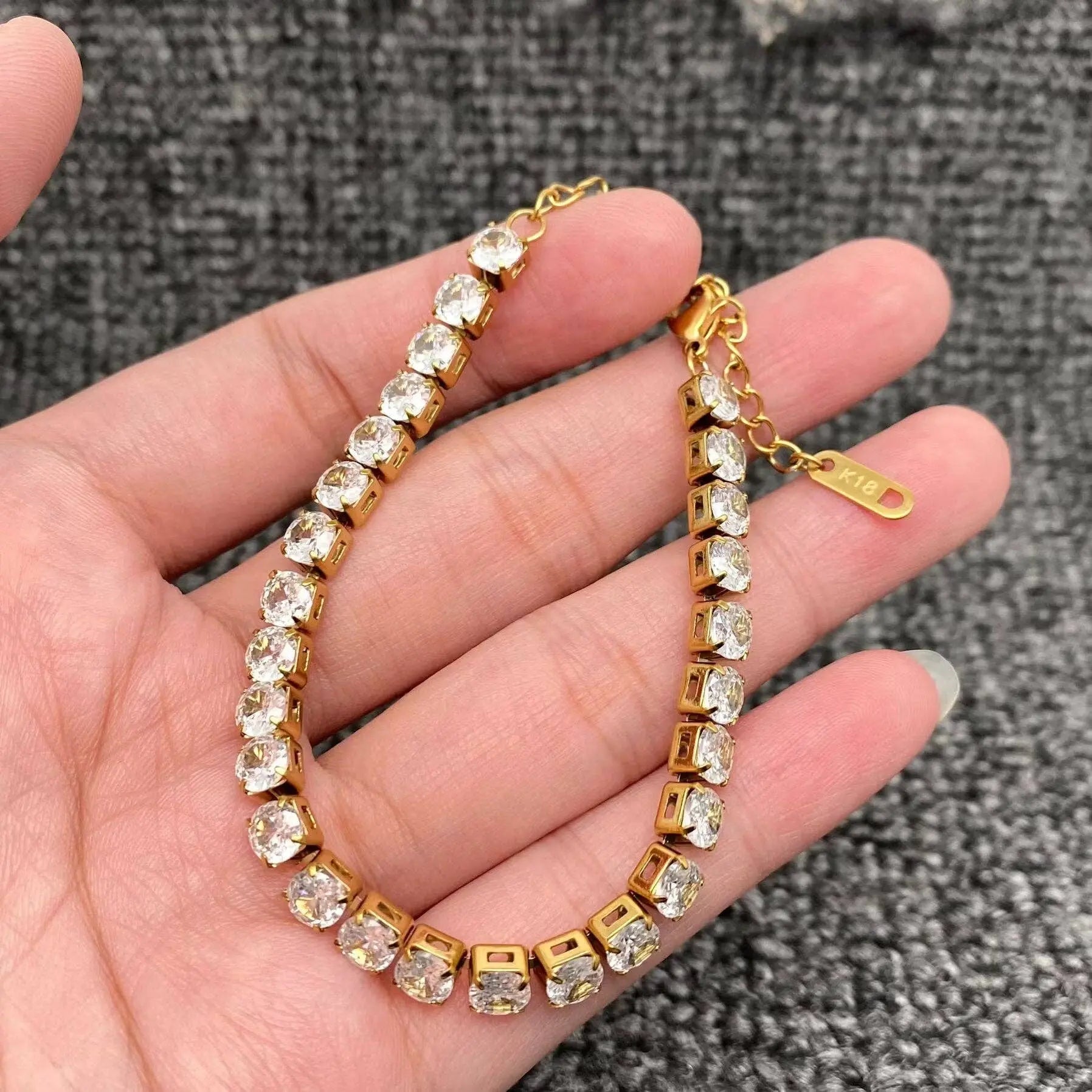 Sparkling Inlay CZ 18K Golden S.Steel Chain Bracelet - FGS Mio Queena